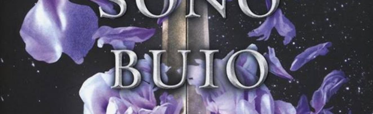 ‘IO SONO BUIO’ di Kiersten White. Recensione